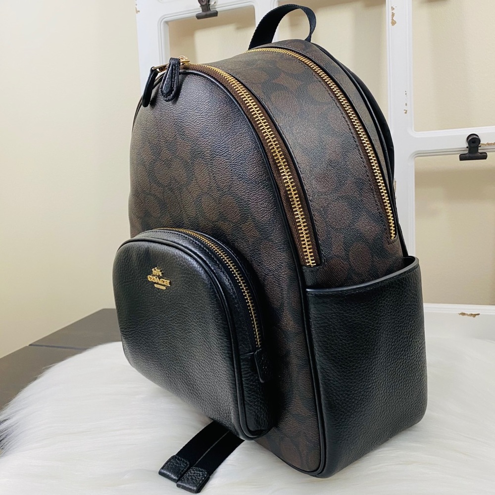 COACH Signature Court Backpack - Picture 2 of 12